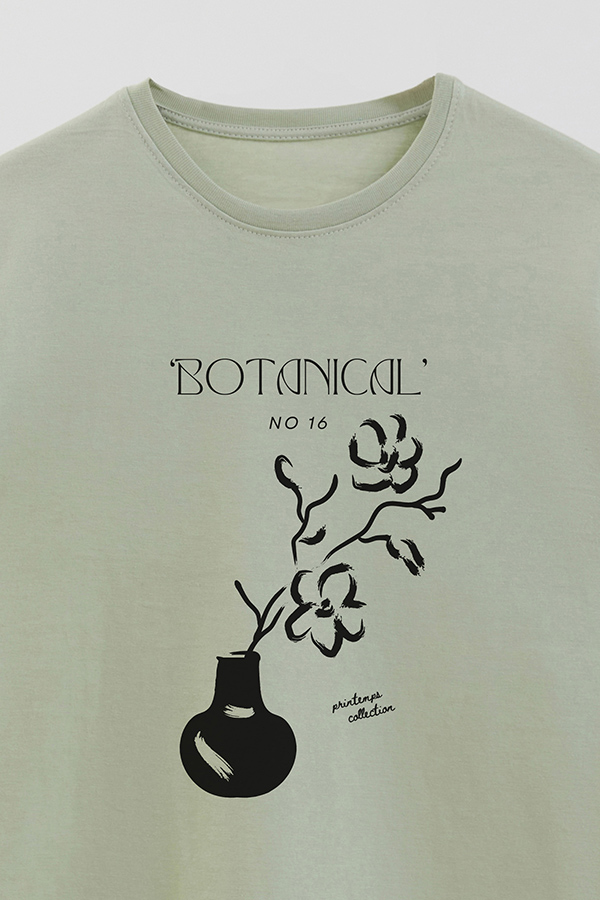 REMERA BASICA ESTAMPADA BOTANICAL 16