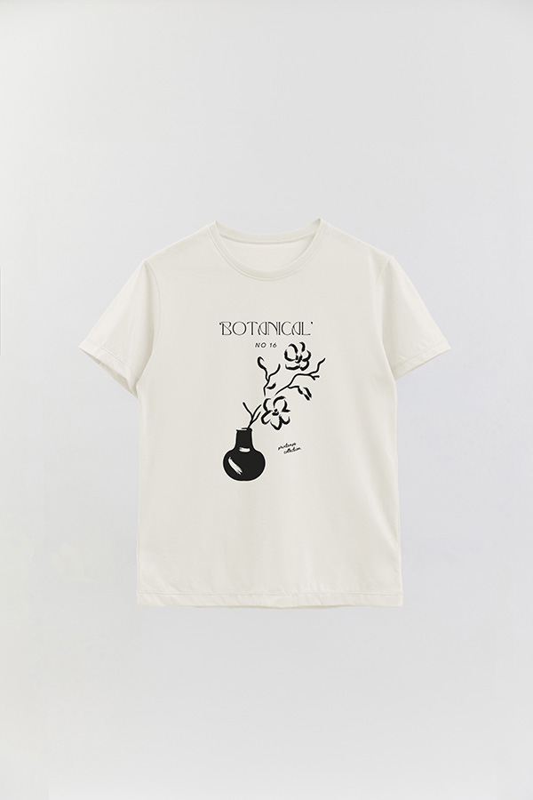 REMERA BASICA ESTAMPADA BOTANICAL 16