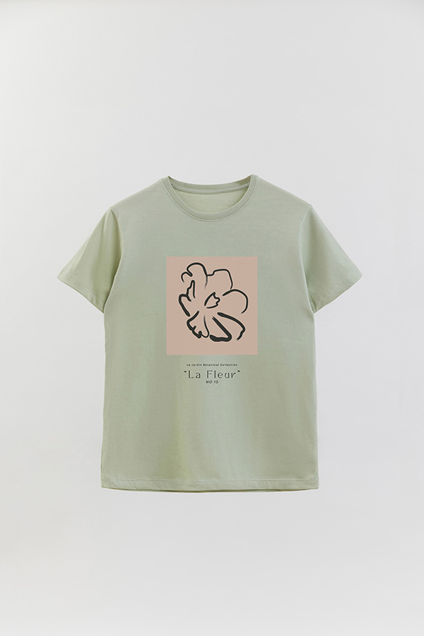 REMERA BASICA ESTAMPADA BOTANICAL 10
