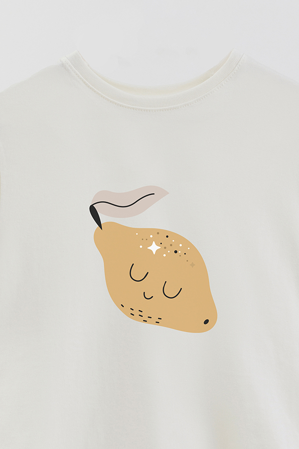 REMERA BASIC GIRL CUTE FRUITS LEMON