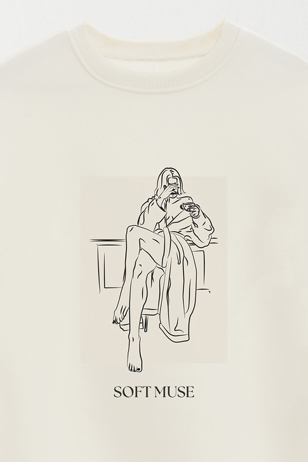 BUZO CREWNECK ESTAMPADO BT SOFT MUSE