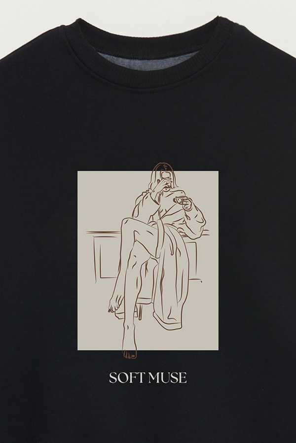 BUZO CREWNECK ESTAMPADO BT SOFT MUSE