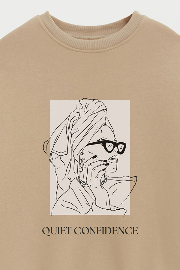 BUZO CREWNECK ESTAMPADO BT QUIET CONFIDENCE