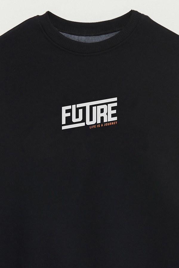 BUZO CREWNECK ESTAMPADO STREET MOOD FUTURE