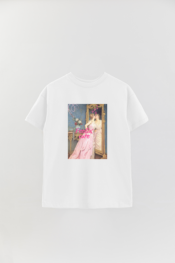 REMERA OVER ESTAMPADA ART COLLECTION 37 FEELIN CUTE