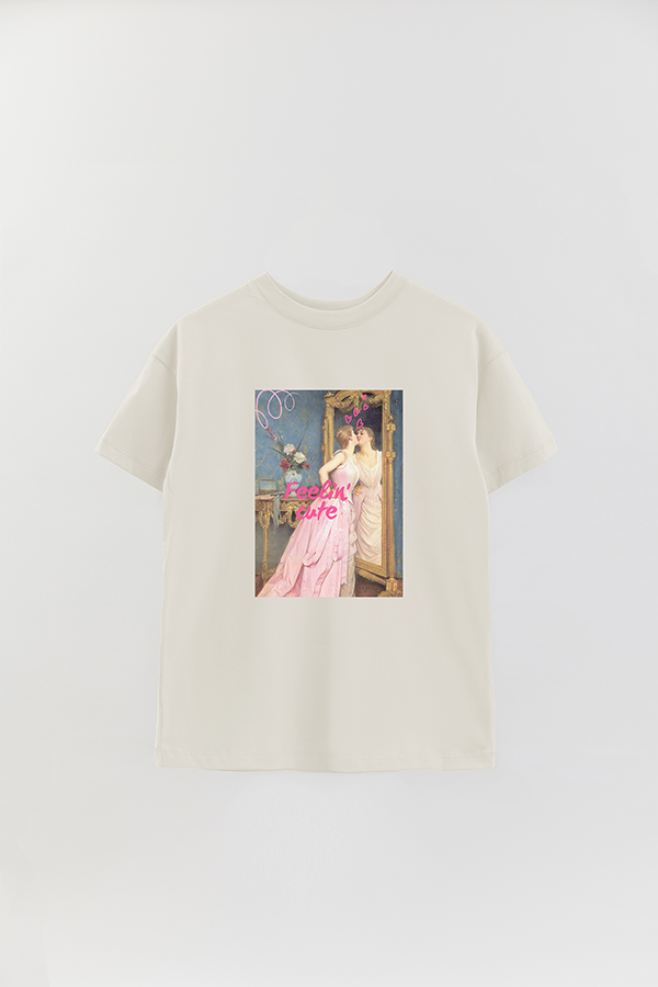 REMERA OVER ESTAMPADA ART COLLECTION 37 FEELIN CUTE