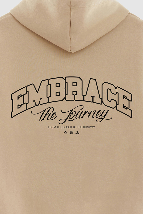 HOODIE ESTAMPADO URBAN EMBRACE THE JOURNEY