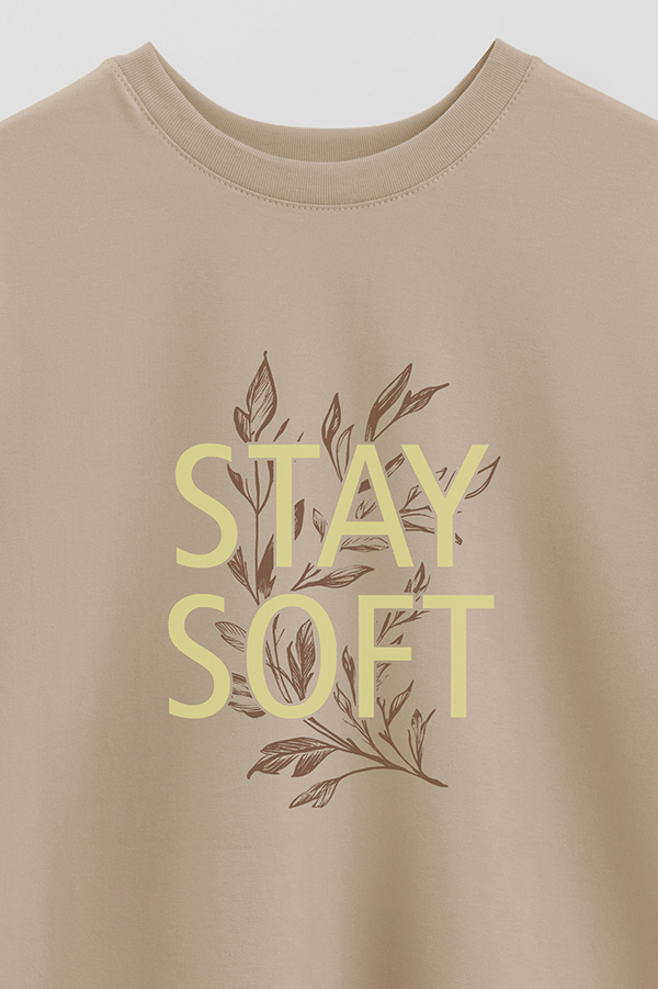 REMERA OVER ESTAMPADA STAY SOFT