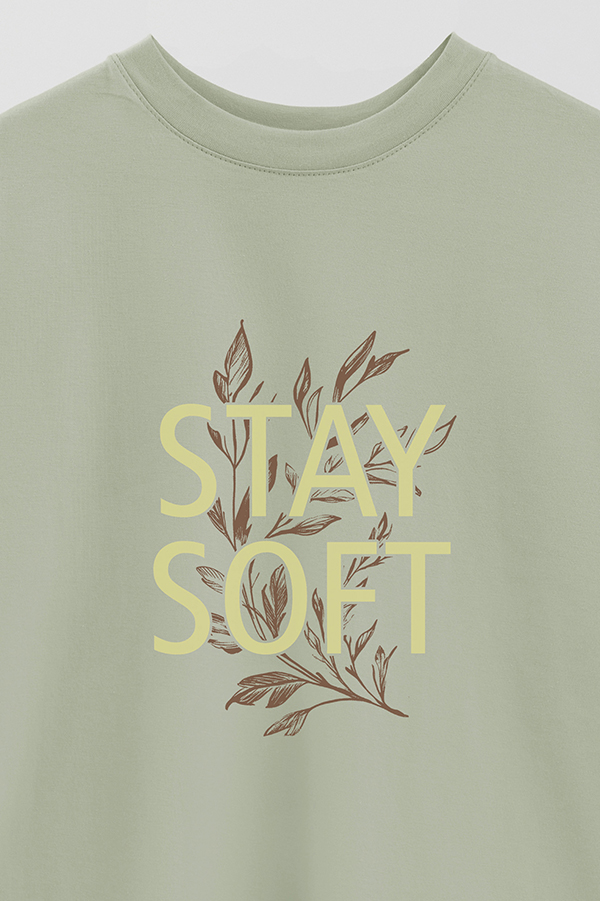 REMERA OVER ESTAMPADA STAY SOFT