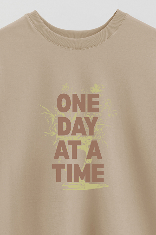 REMERA OVER ESTAMPADA ONE DAY