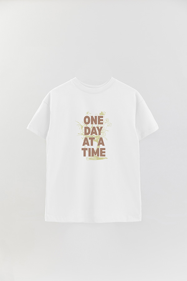 REMERA OVER ESTAMPADA ONE DAY