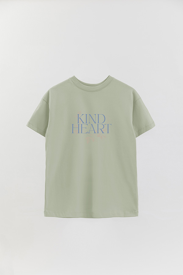 REMERA OVER ESTAMPADA KIND HEART