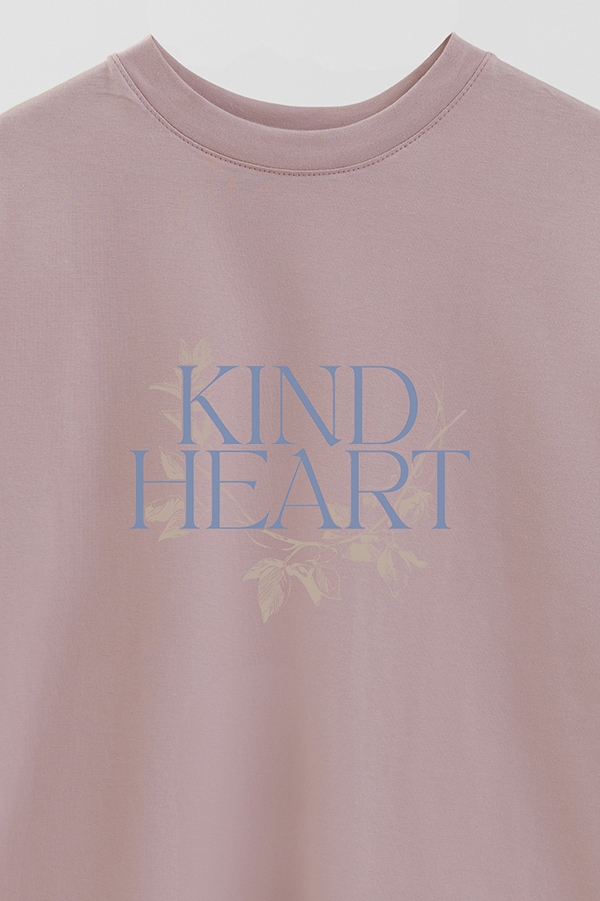 REMERA OVER ESTAMPADA KIND HEART