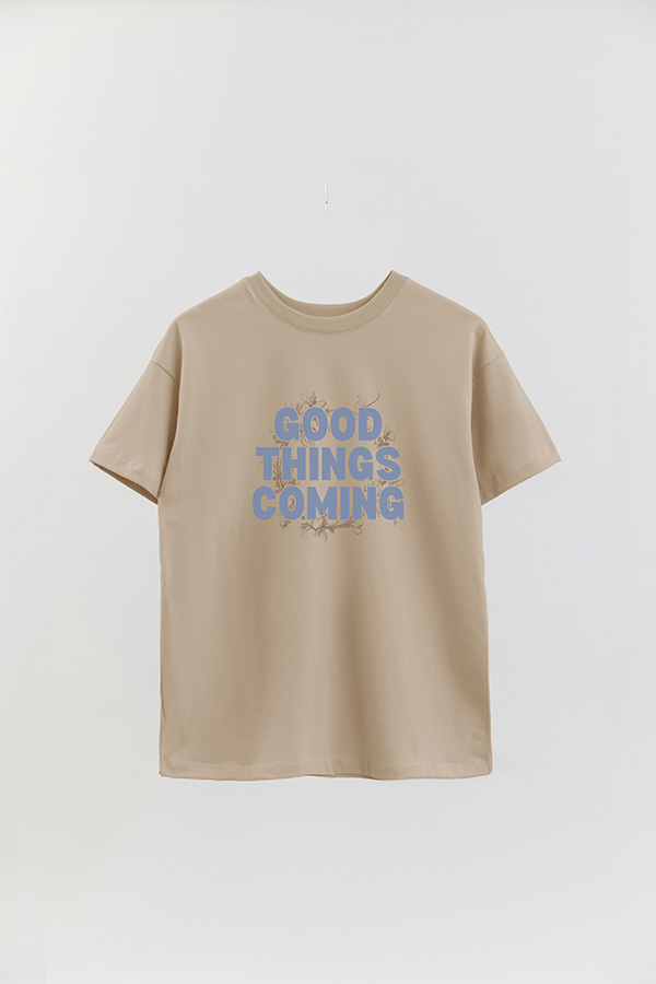 REMERA OVER ESTAMPADA GOOD THINGS