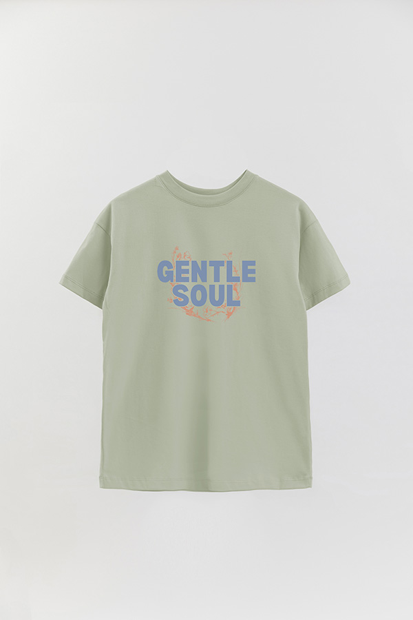 REMERA OVER ESTAMPADA GENTLE SOUL