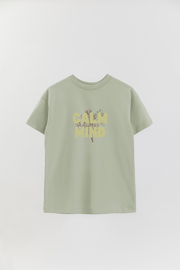 REMERA OVER ESTAMPADA CALM MIND