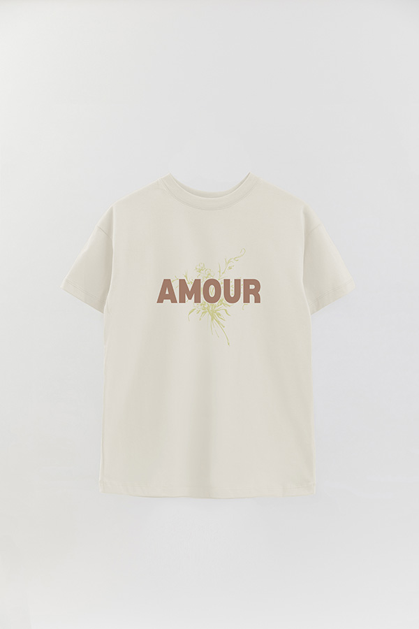 REMERA OVER ESTAMPADA AMOUR
