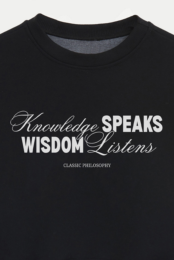 BUZO CROP ESTAMPADO KNOWLEDGE SPEAKS