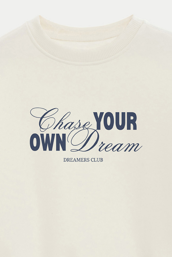 BUZO CROP ESTAMPADO CHASE YOU OWN DREAMS
