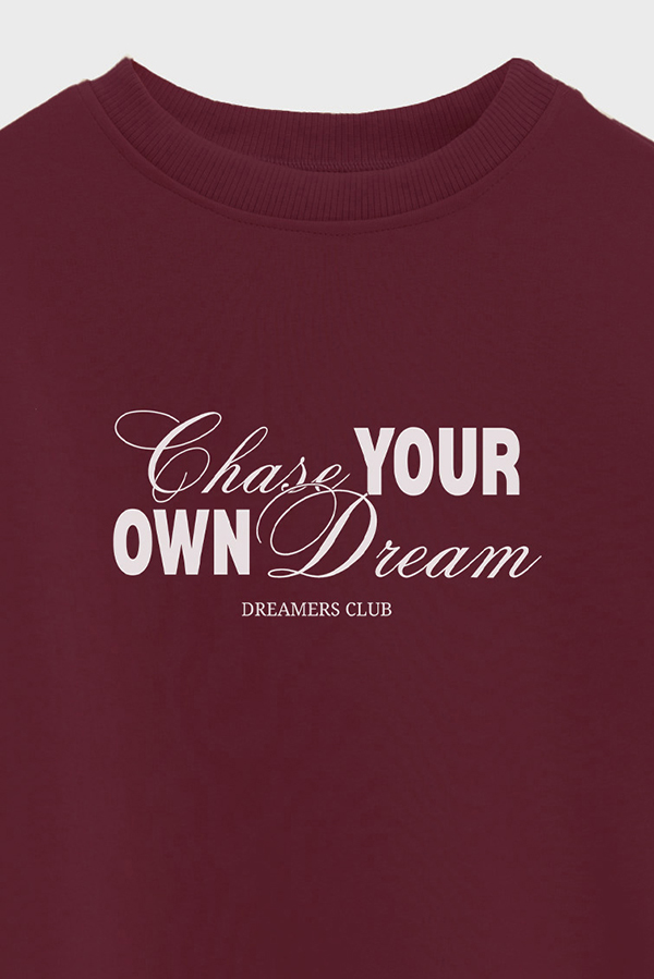 BUZO CROP ESTAMPADO CHASE YOU OWN DREAMS