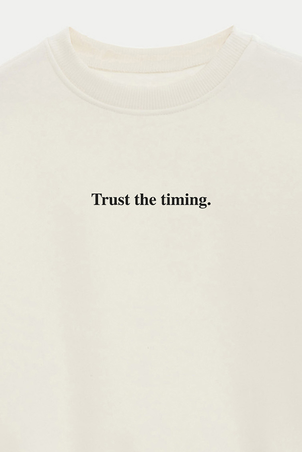 BUZO CROP ESTAMPADO MNM TRUST THE TIMING