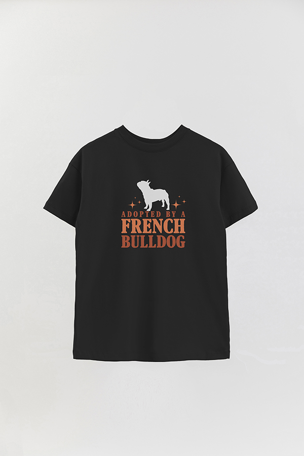REMERA OVER ESTAMPADA DOG ADOPTED BY A FRENCH BULLDOG