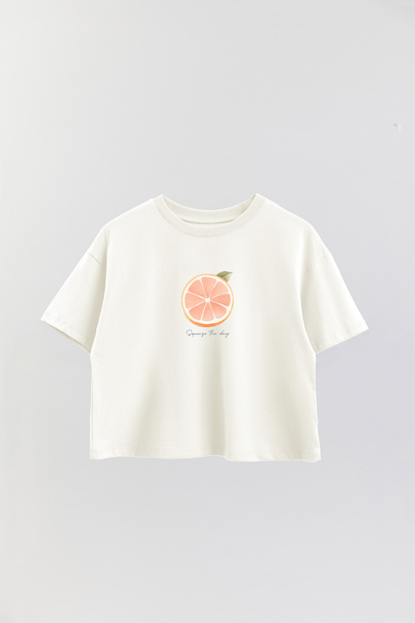 REMERA CROP ESTAMPADA COASTAL SQUEEZE THE DAY