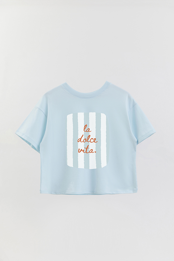 REMERA CROP ESTAMPADA ITALY LA DOLCE VITA CELESTE
