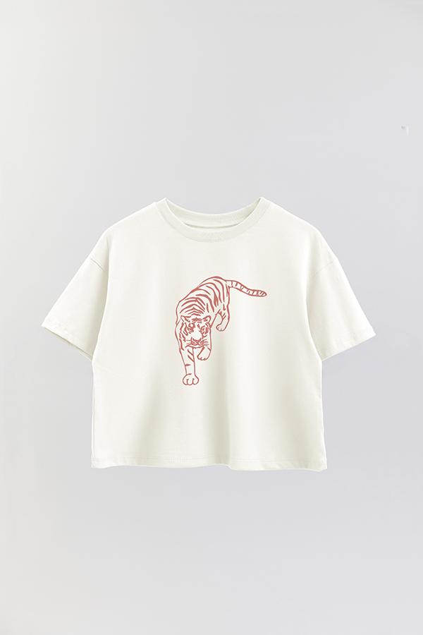REMERA CROP ESTAMPADA MODERN 9