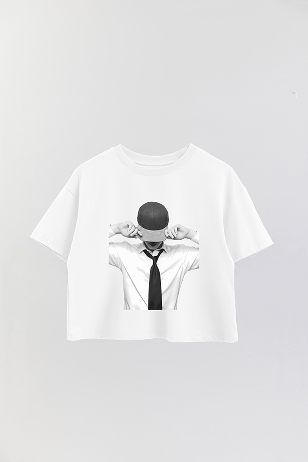 REMERA OVER ESTAMPADA BTS BW JIN