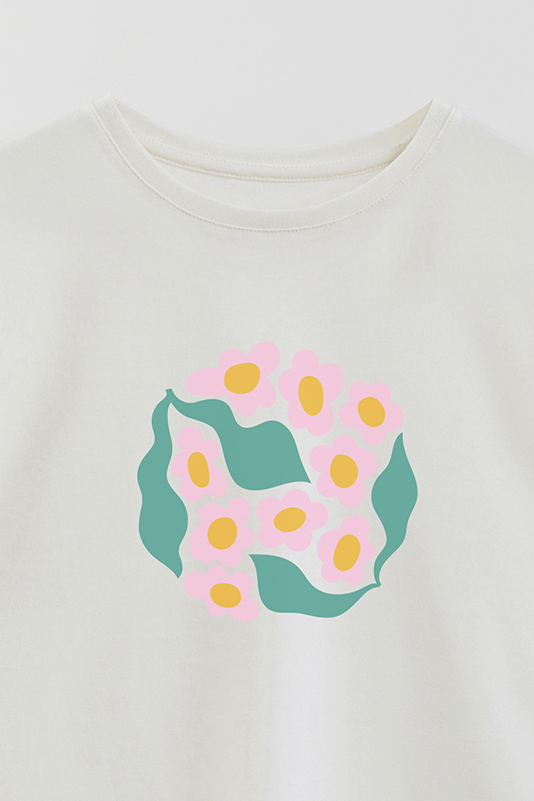 REMERA GIRL OVER BOHO PINK FLOWERS