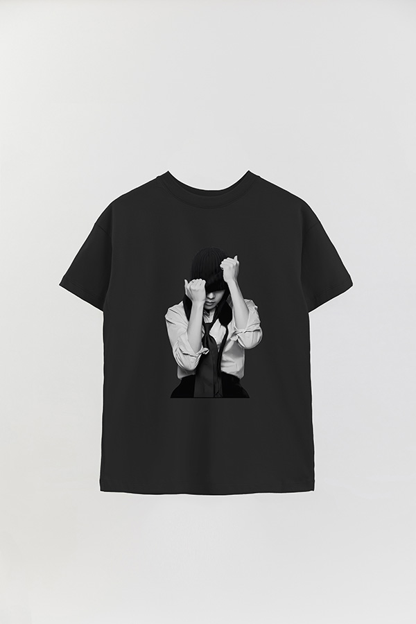 REMERA OVER ESTAMPADA BTS BW JHOPE