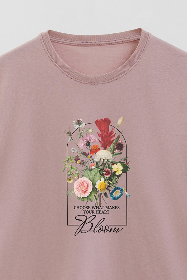 REMERA BASICA ESTAMPADA FLO3 MAKES MY HEART BLOOM
