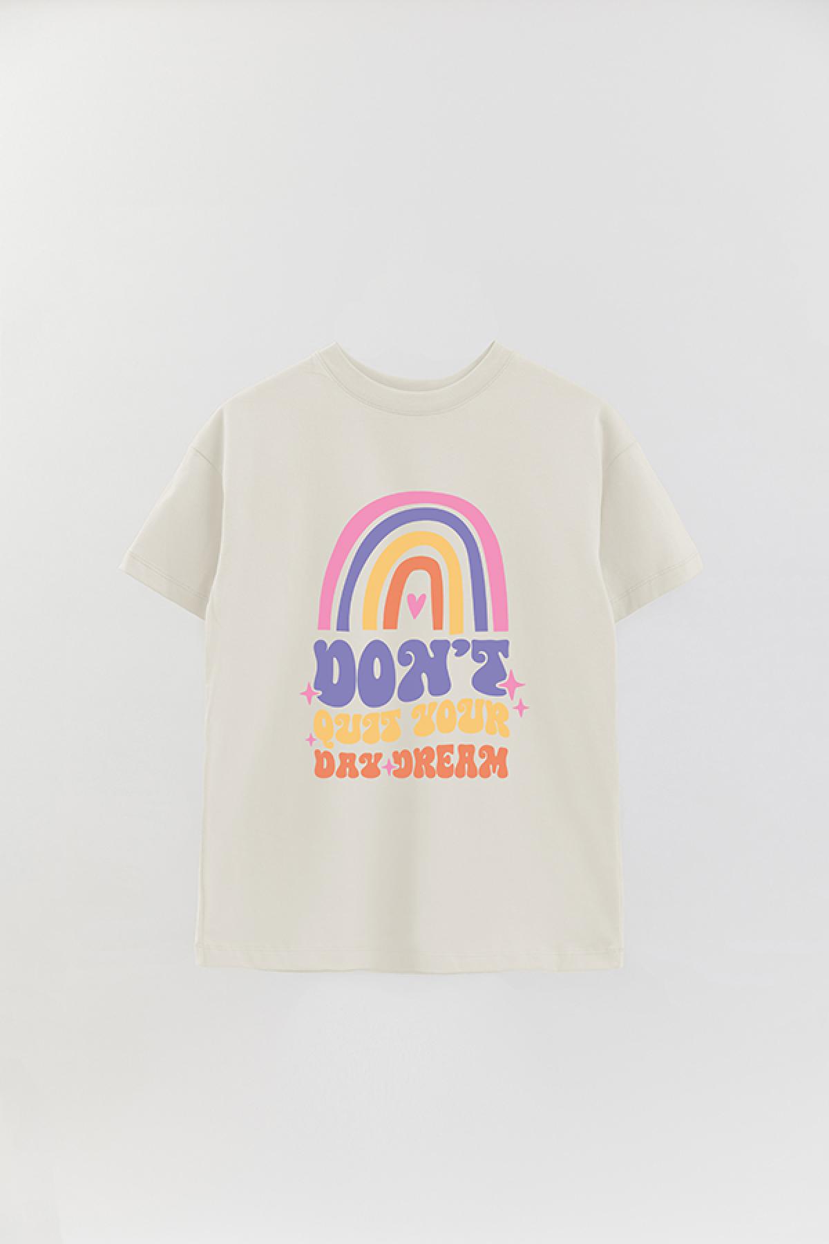 REMERA OVER ESTAMPADA LV4B DON'T QUIT YOUR DAYDREAM