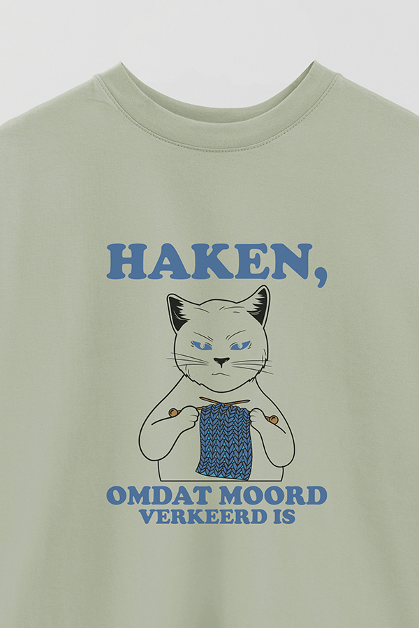REMERA OVER ESTAMPADA CAT HAKEN