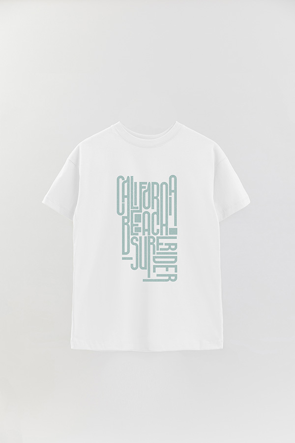 REMERA OVER ESTAMPADA CALIFORNIA BEACH