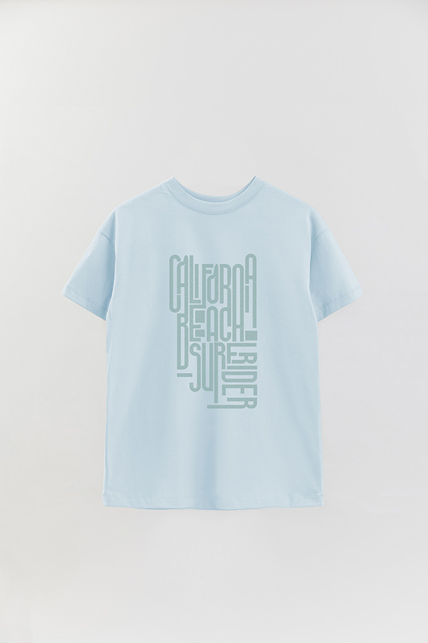 REMERA OVER ESTAMPADA CALIFORNIA BEACH