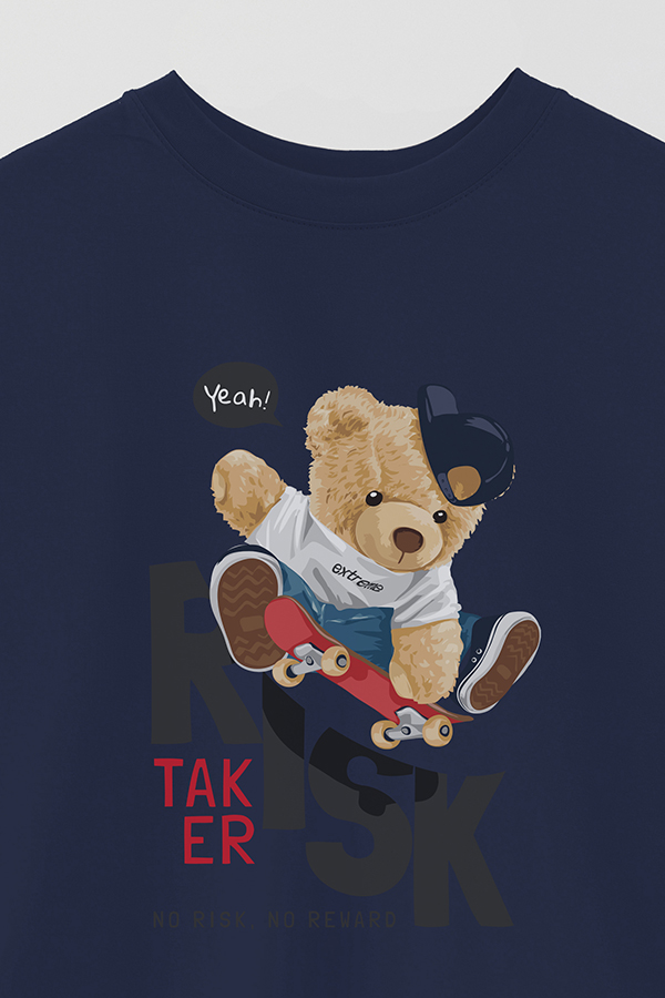 REMERA OVER ESTAMPADA UNISEX TEDDY TAKER RISK