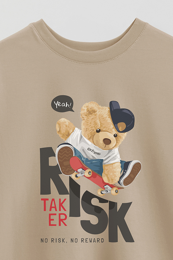 REMERA OVER ESTAMPADA UNISEX TEDDY TAKER RISK