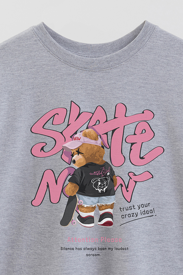 REMERA OVER ESTAMPADA UNISEX TEDDY SKATE PINK