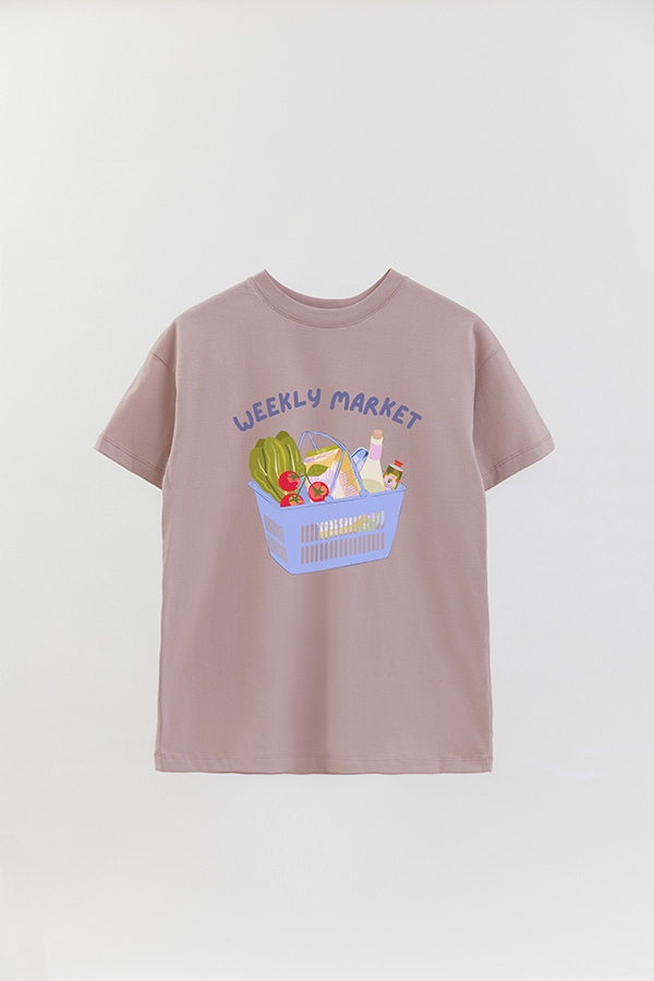 REMERA OVER ESTAMPADA WEEKLY MARKET