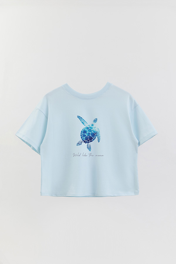 REMERA CROP ESTAMPADA COASTAL WILD LIKE THE OCEAN