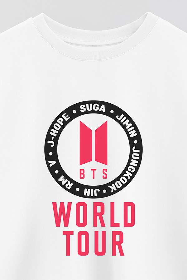 REMERA CROP ESTAMPADA BTS WT7