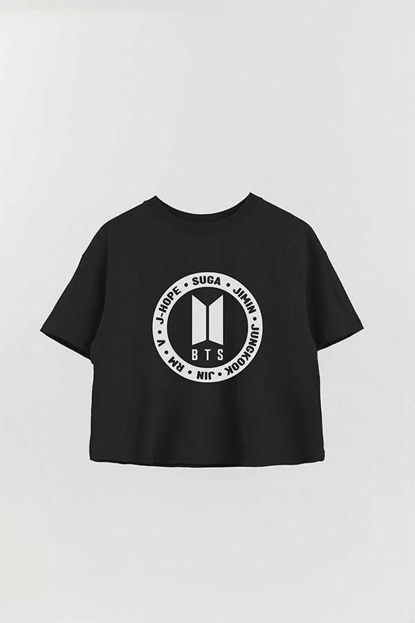 REMERA CROP ESTAMPADA BTS 19