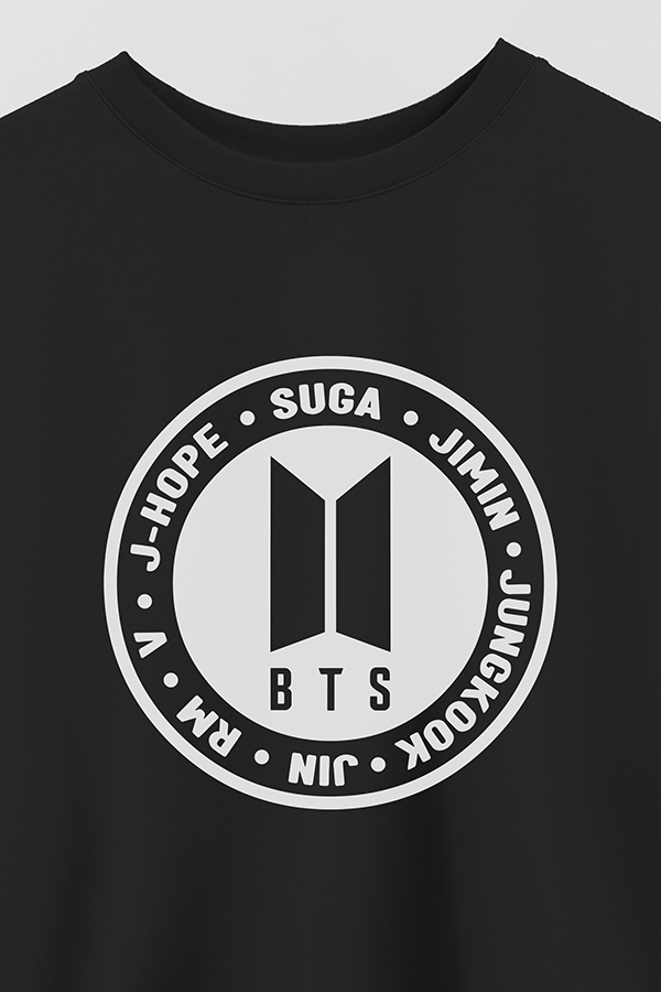 REMERA CROP ESTAMPADA BTS 18