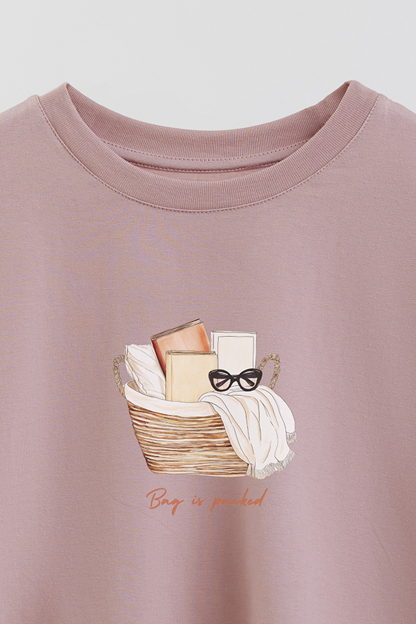 REMERA CROP ESTAMPADA COASTAL BAG IS PACKED