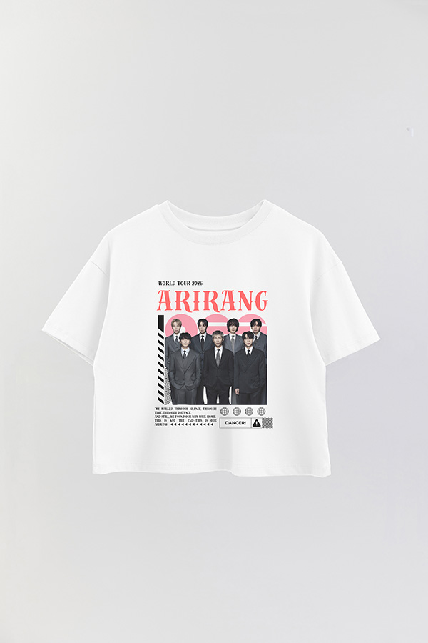REMERA CROP ESTAMPADA BTS 8