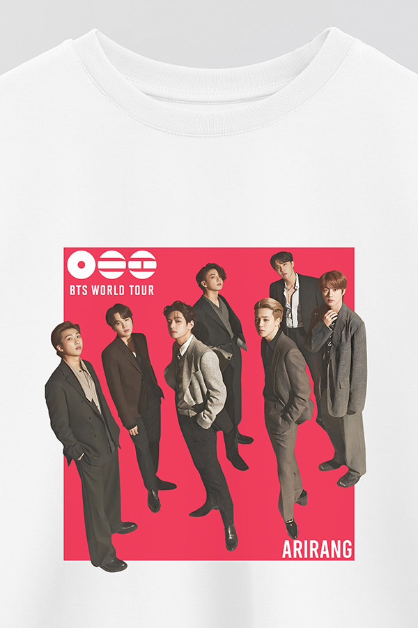 REMERA CROP ESTAMPADA BTS 5
