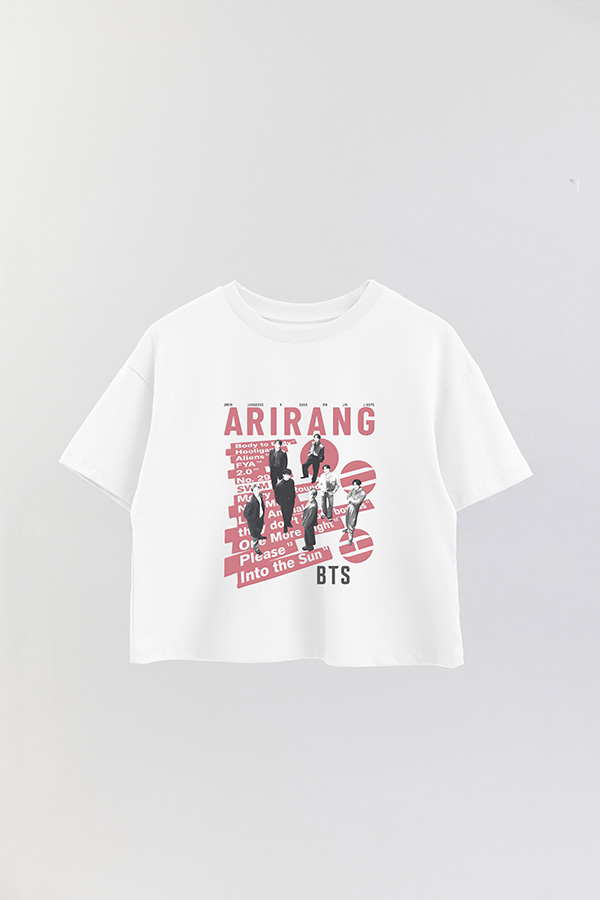 REMERA CROP ESTAMPADA BTS 4