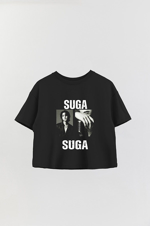 REMERA CROP ESTAMPADA BTS HT SUGA